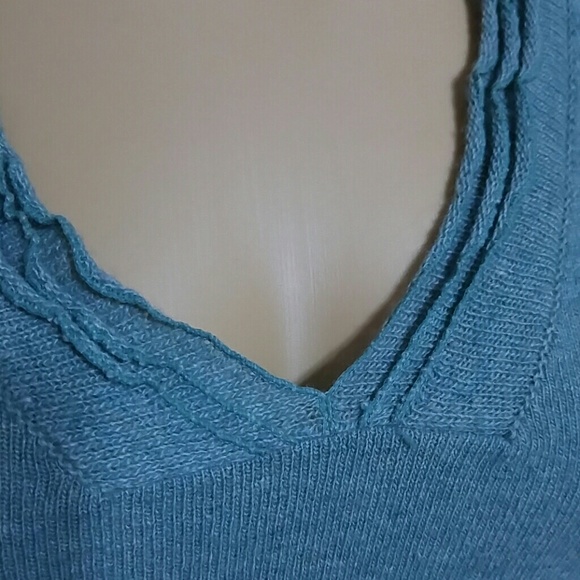 Banana Republic bluish green triple ruffle sweater - Picture 2 of 5